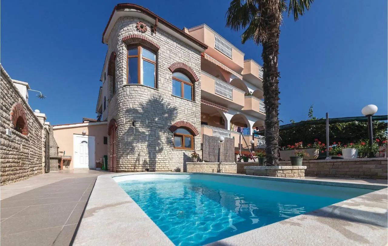 Awesome Home In Pula With Wifi And Outdoor Swimming Pool